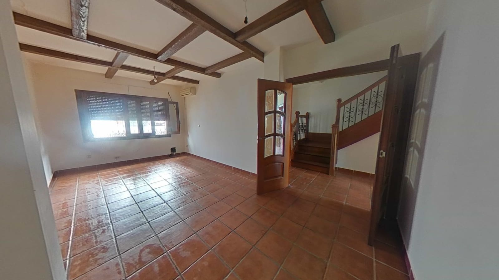 Piso de 3 habitaciones en Illora en venta con garaje - 120.000 € (Ref: 9289725)