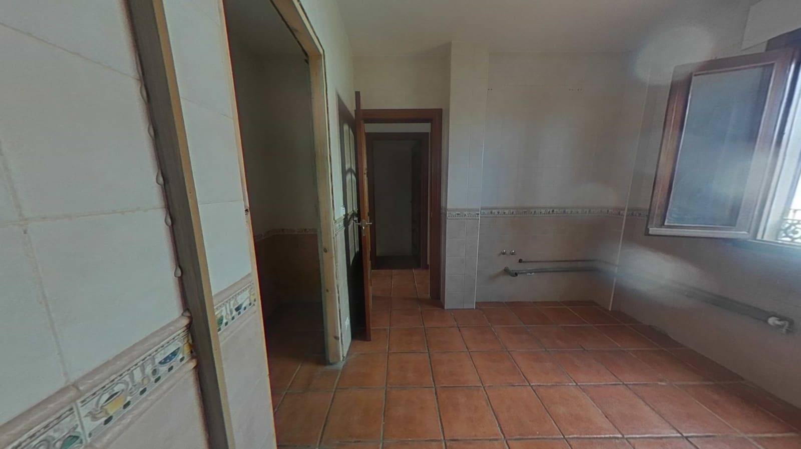 Piso de 3 habitaciones en Illora en venta con garaje - 120.000 € (Ref: 9289725)