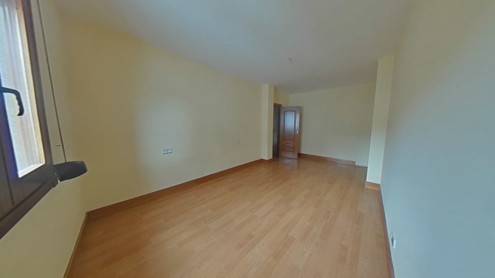 Piso de 3 habitaciones en Illora en venta con garaje - 120.000 € (Ref: 9289725)