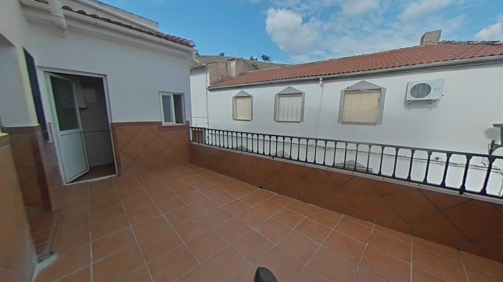 Piso de 3 habitaciones en Illora en venta con garaje - 120.000 € (Ref: 9289725)