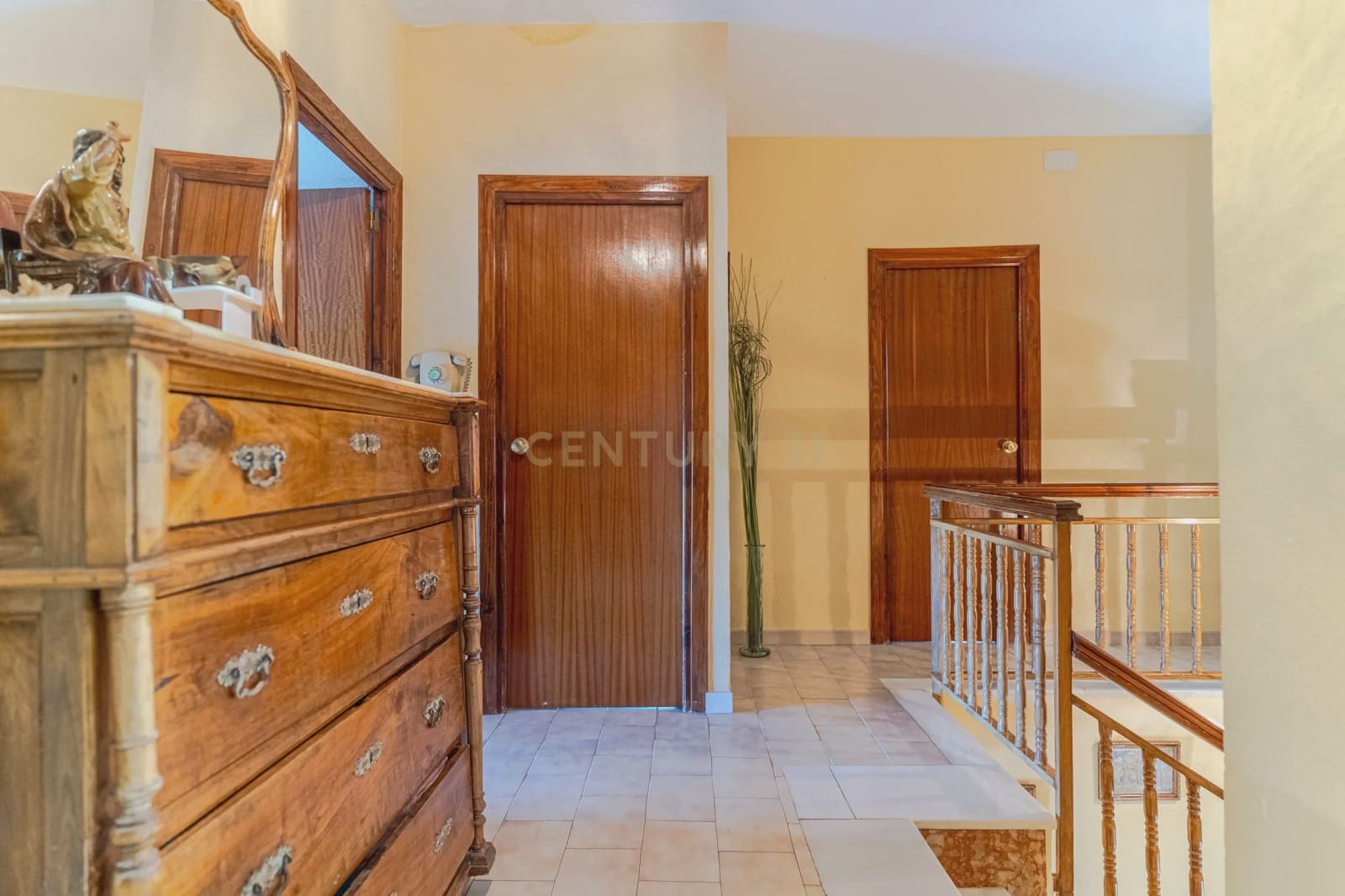 6 soveværelse Finca/Landehus til salg i La Zubia med swimmingpool - € 290.000 (Ref: 9289729)