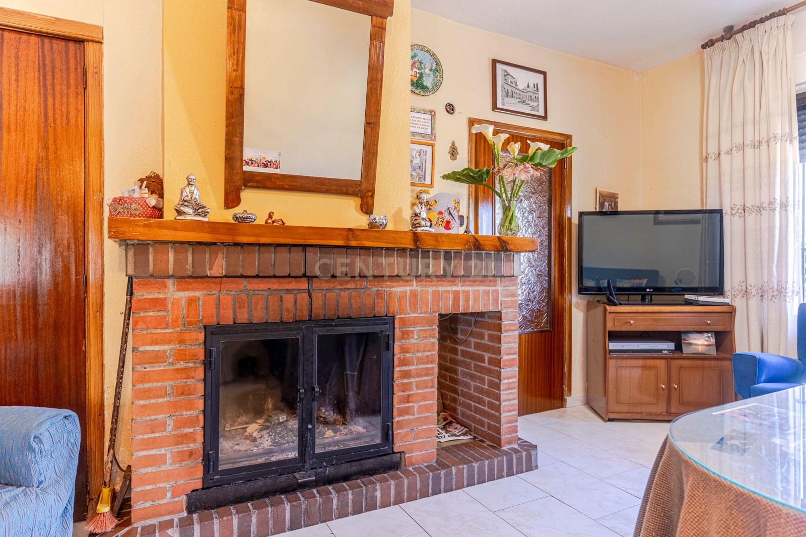 6 soveværelse Finca/Landehus til salg i La Zubia med swimmingpool - € 290.000 (Ref: 9289729)