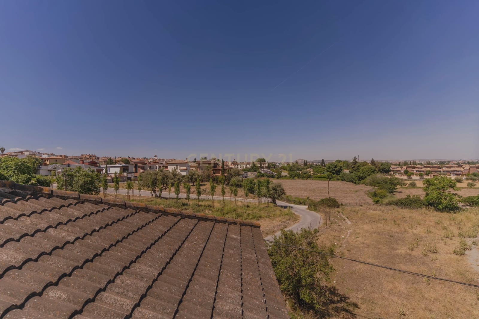 6 soveværelse Finca/Landehus til salg i La Zubia med swimmingpool - € 290.000 (Ref: 9289729)