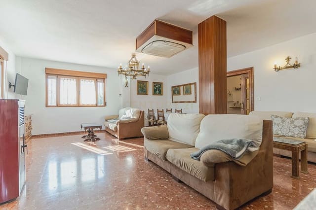 10 soveværelse Villa til salg i Cenes de la Vega med swimmingpool garage - € 720.000 (Ref: 9289730)