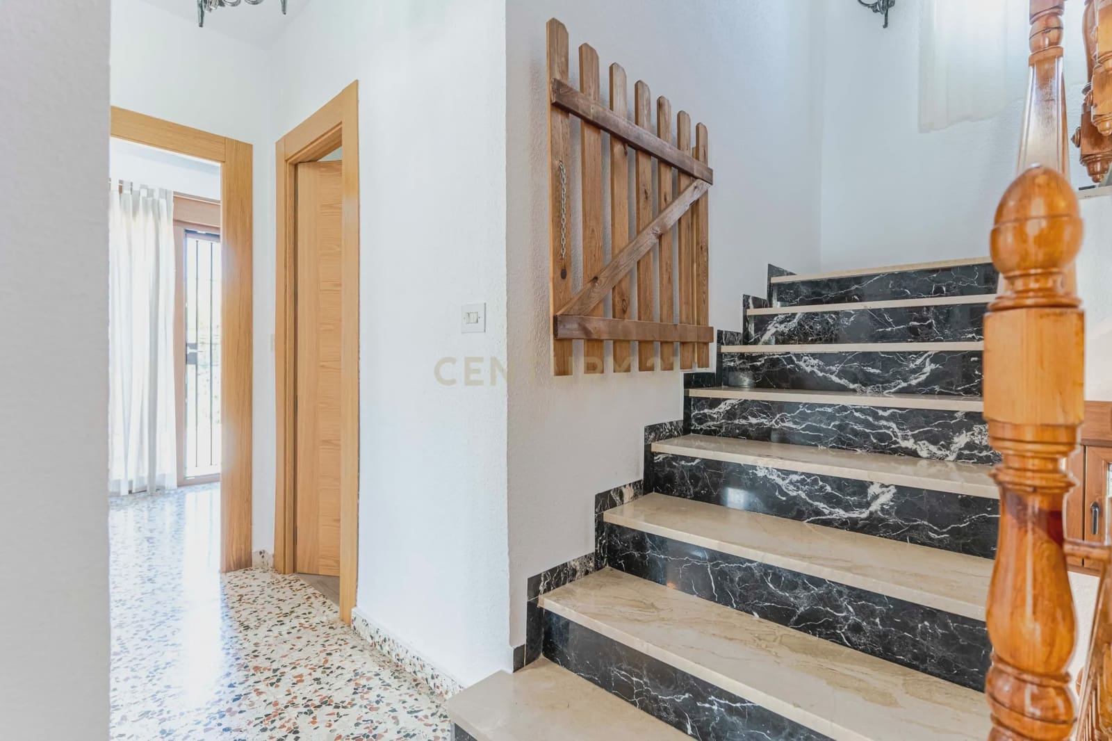 10 soveværelse Villa til salg i Cenes de la Vega med swimmingpool garage - € 720.000 (Ref: 9289730)