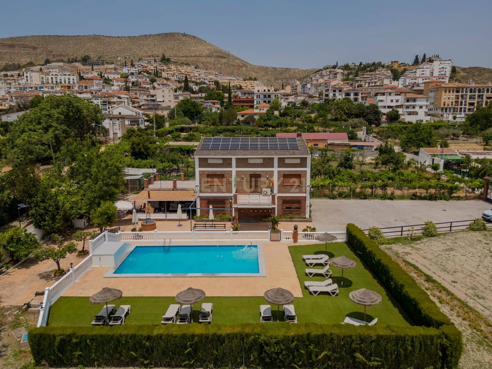 10 soveværelse Villa til salg i Cenes de la Vega med swimmingpool garage - € 720.000 (Ref: 9289730)