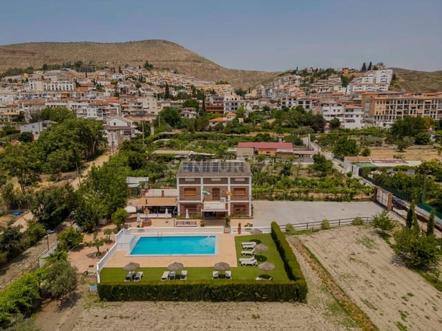 10 soveværelse Villa til salg i Cenes de la Vega med swimmingpool garage - € 720.000 (Ref: 9289730)