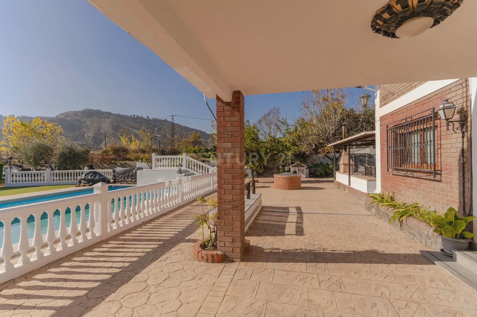 10 soveværelse Villa til salg i Cenes de la Vega med swimmingpool garage - € 720.000 (Ref: 9289730)