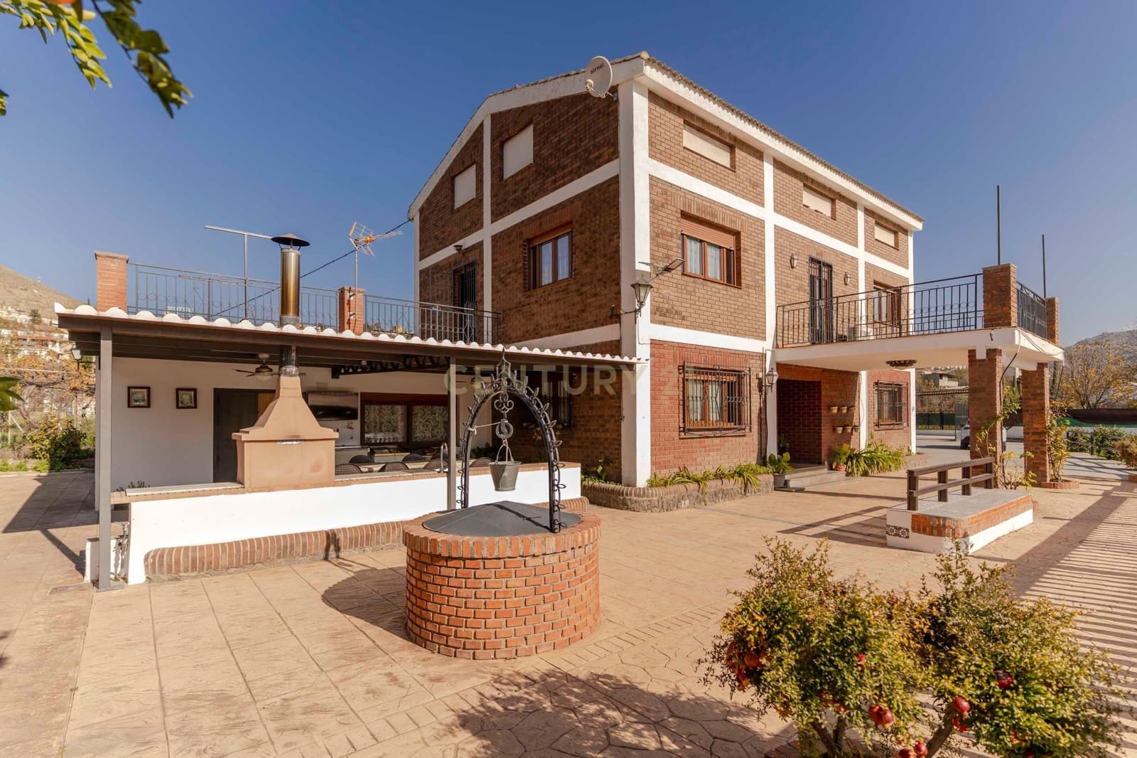 10 soveværelse Villa til salg i Cenes de la Vega med swimmingpool garage - € 720.000 (Ref: 9289730)