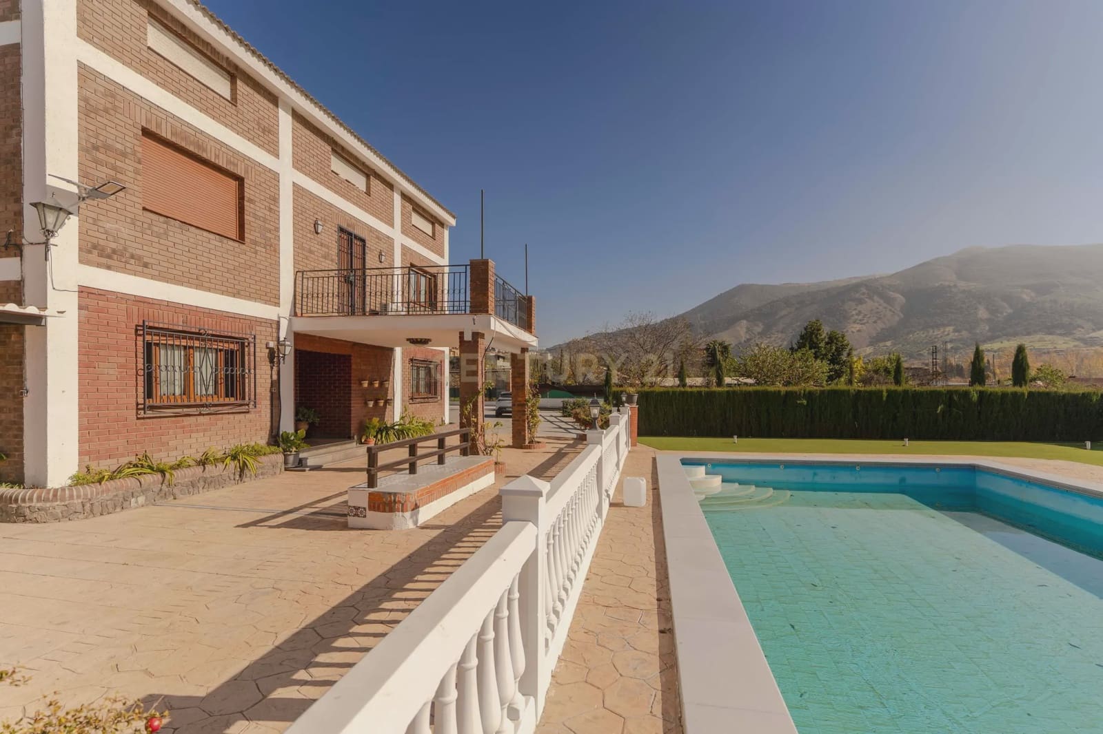 10 soveværelse Villa til salg i Cenes de la Vega med swimmingpool garage - € 720.000 (Ref: 9289730)