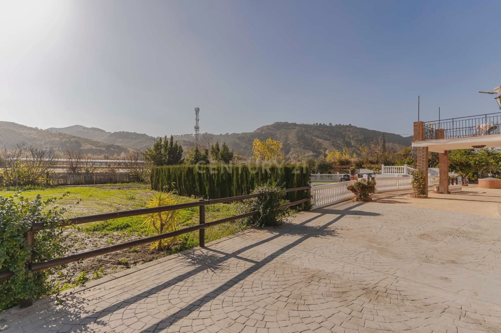 10 soveværelse Villa til salg i Cenes de la Vega med swimmingpool garage - € 720.000 (Ref: 9289730)