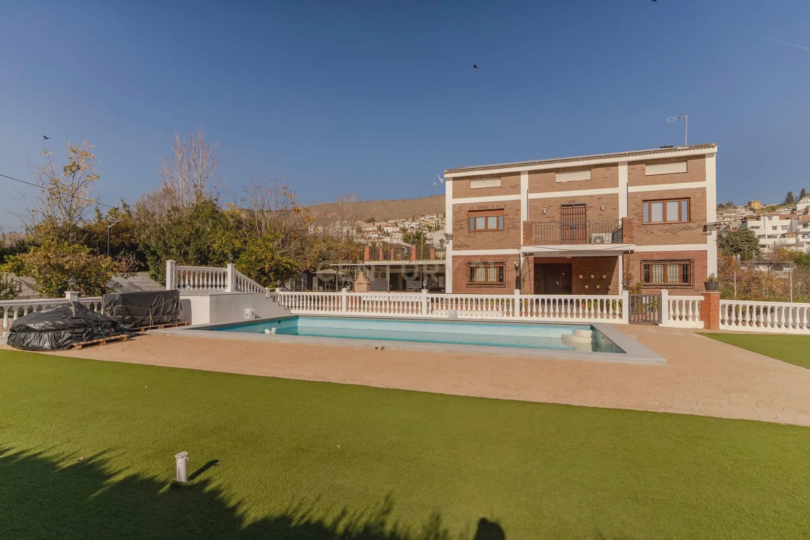 10 soveværelse Villa til salg i Cenes de la Vega med swimmingpool garage - € 720.000 (Ref: 9289730)