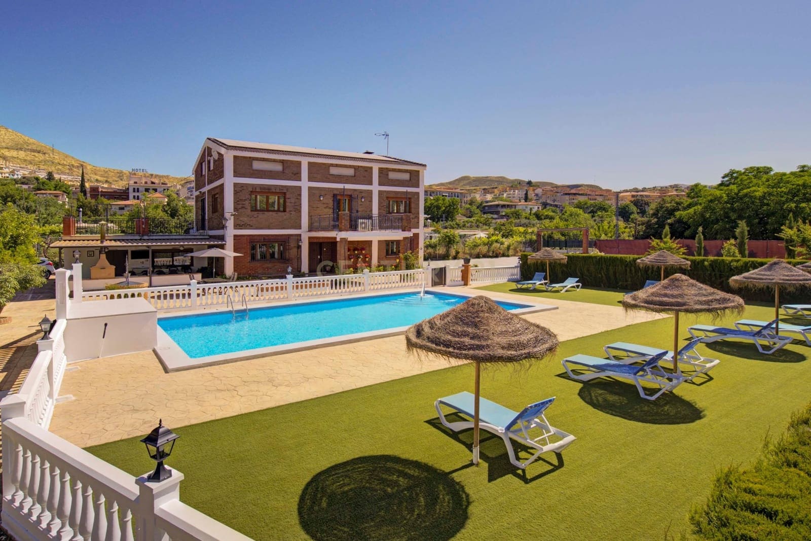 10 soveværelse Villa til salg i Cenes de la Vega med swimmingpool garage - € 720.000 (Ref: 9289730)