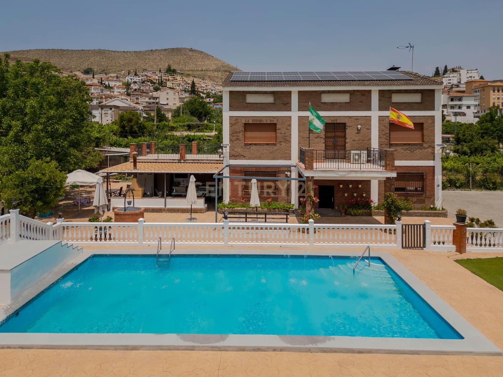 10 soveværelse Villa til salg i Cenes de la Vega med swimmingpool garage - € 720.000 (Ref: 9289730)