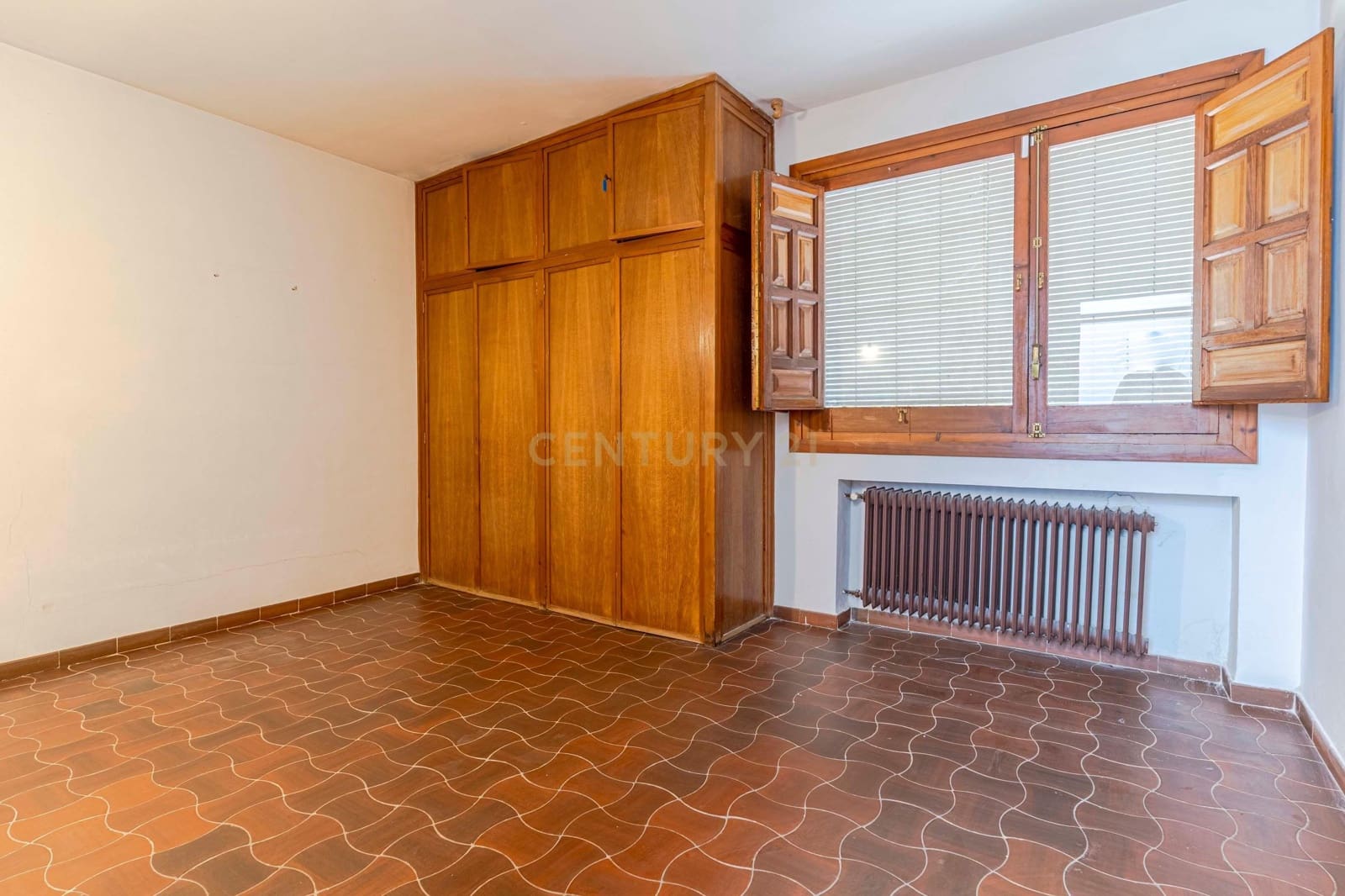 5 soveværelse Finca/Landehus til salg i Albolote med garage - € 595.000 (Ref: 9289731)