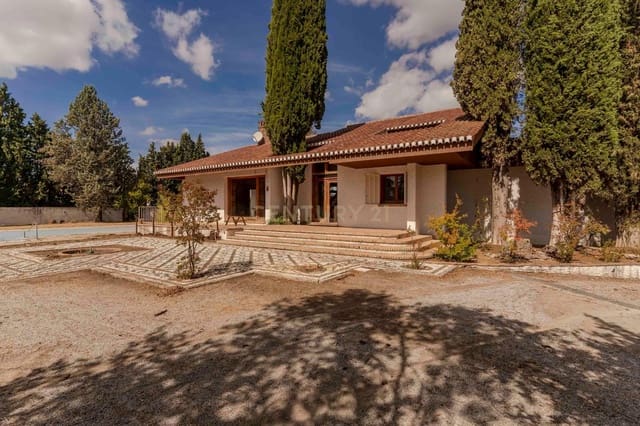 5 soveværelse Finca/Landehus til salg i Albolote med garage - € 595.000 (Ref: 9289731)