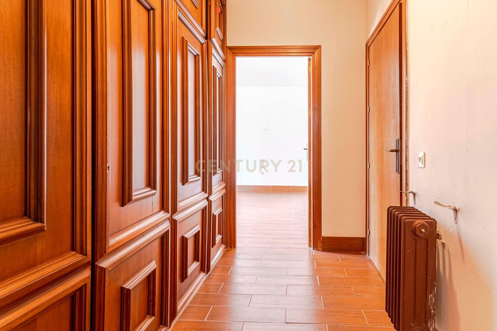 5 soveværelse Finca/Landehus til salg i Albolote med garage - € 595.000 (Ref: 9289731)