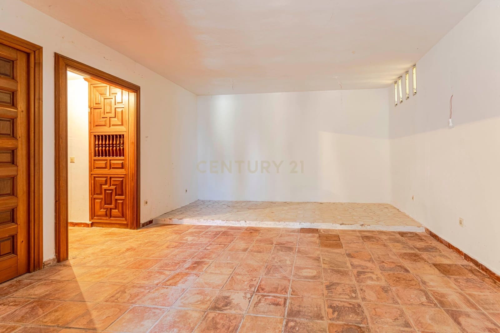 5 soveværelse Finca/Landehus til salg i Albolote med garage - € 595.000 (Ref: 9289731)