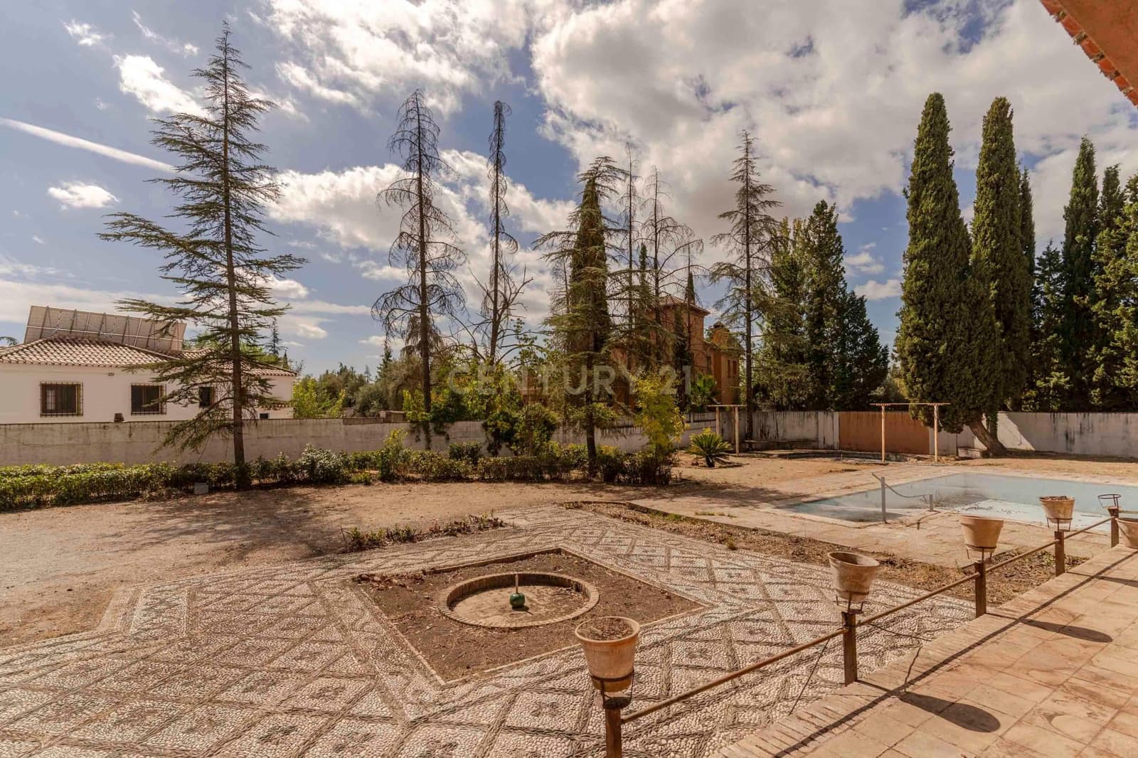 5 soveværelse Finca/Landehus til salg i Albolote med garage - € 595.000 (Ref: 9289731)