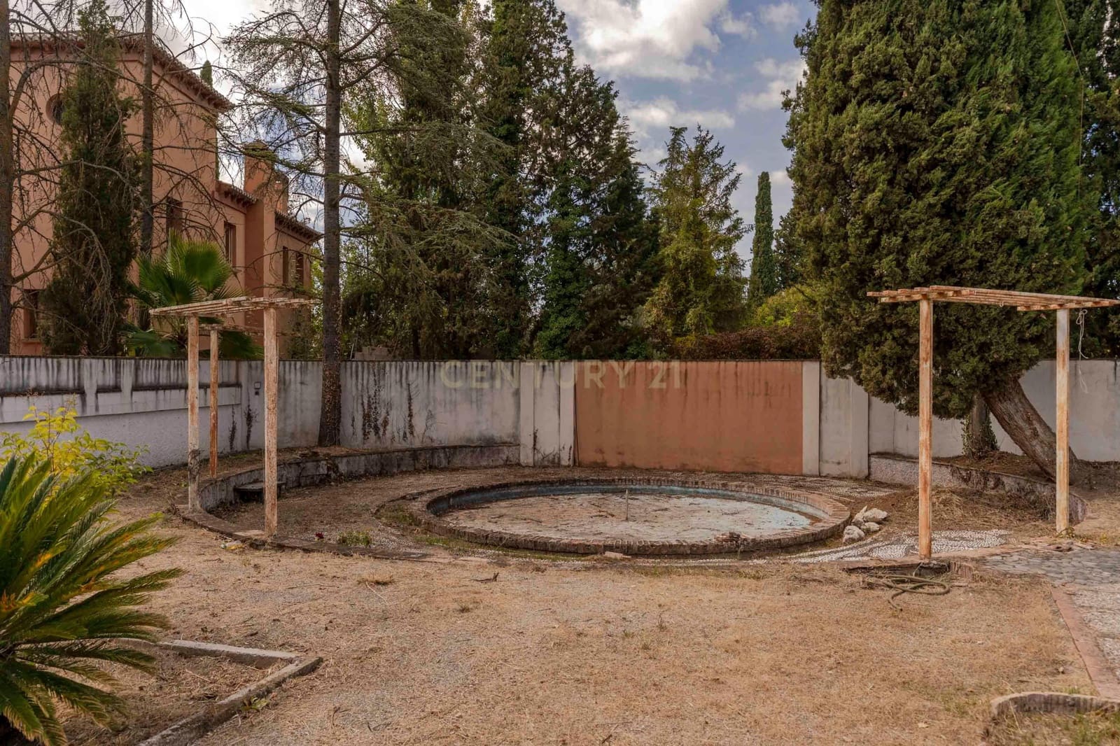 5 soveværelse Finca/Landehus til salg i Albolote med garage - € 595.000 (Ref: 9289731)