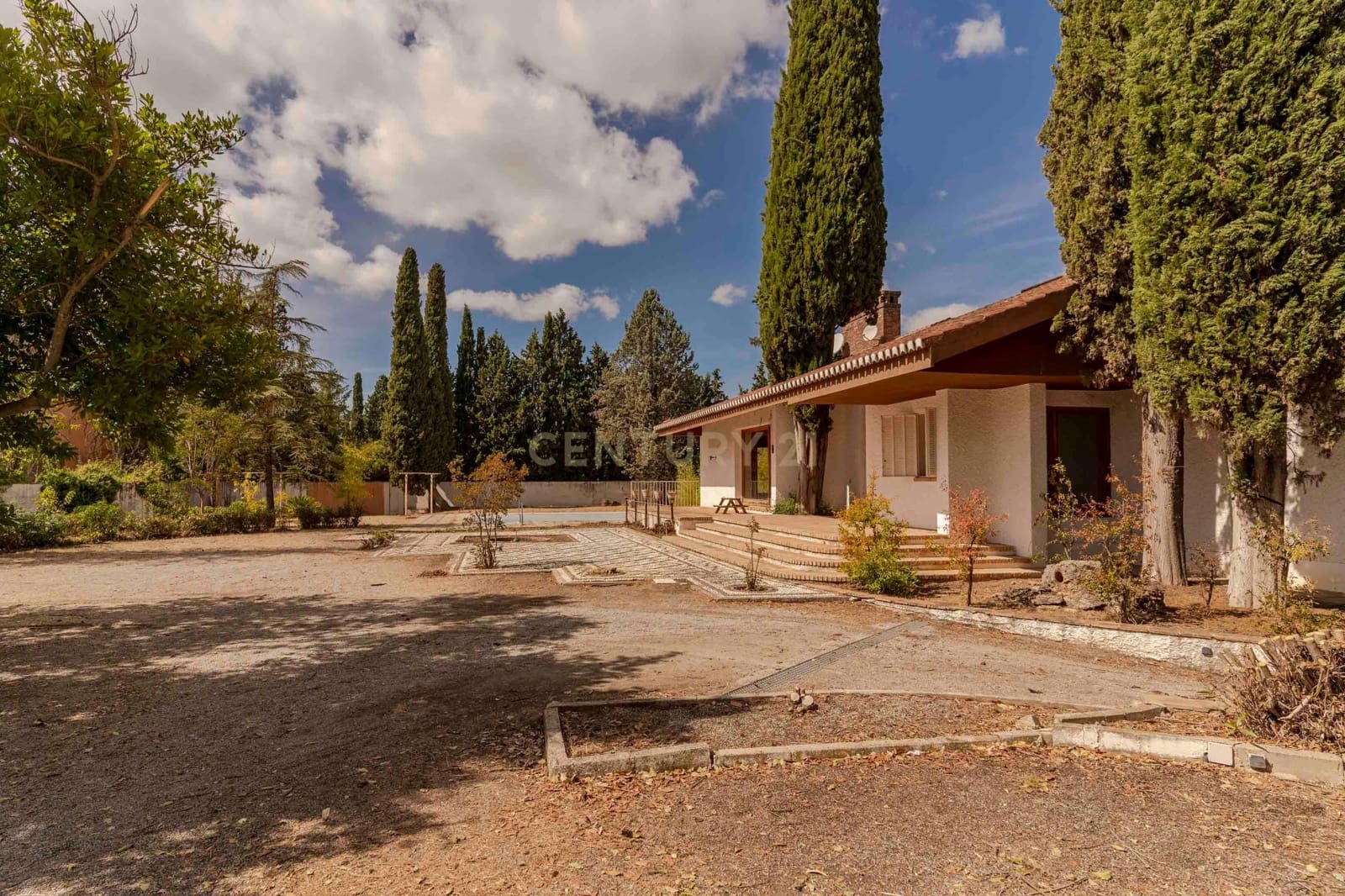 5 soveværelse Finca/Landehus til salg i Albolote med garage - € 595.000 (Ref: 9289731)