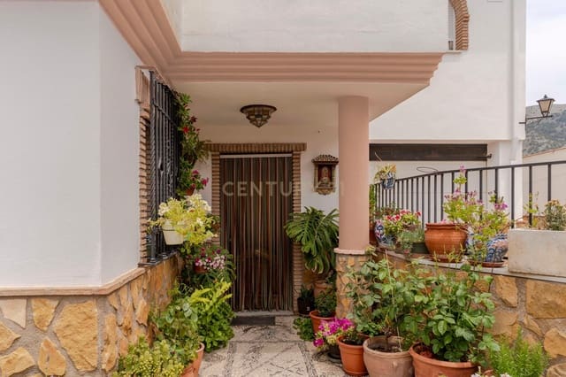 6 soveværelse Villa til salg i Alfacar med swimmingpool - € 490.000 (Ref: 9289732)