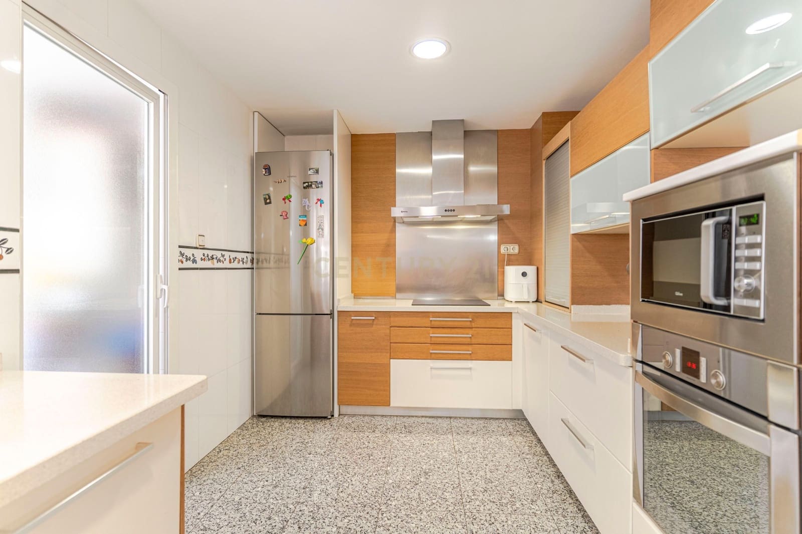 3 bedroom Penthouse for sale in Motril - € 349,000 (Ref: 9289733)