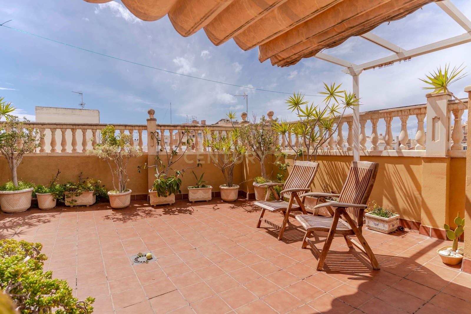 3 bedroom Penthouse for sale in Motril - € 349,000 (Ref: 9289733)