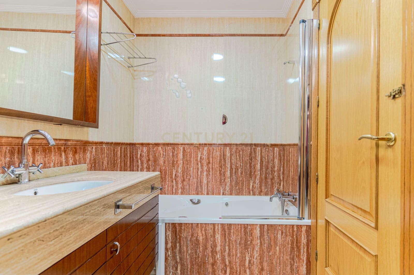 3 bedroom Penthouse for sale in Motril - € 349,000 (Ref: 9289733)