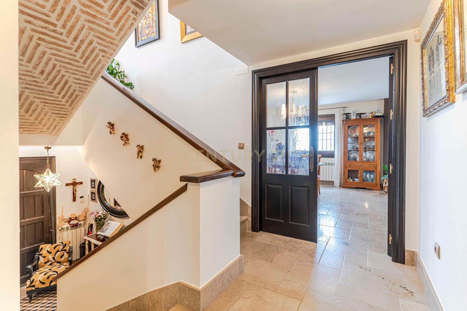 Chalet de 6 habitaciones en La Zubia en venta con garaje - 620.000 € (Ref: 9289734)