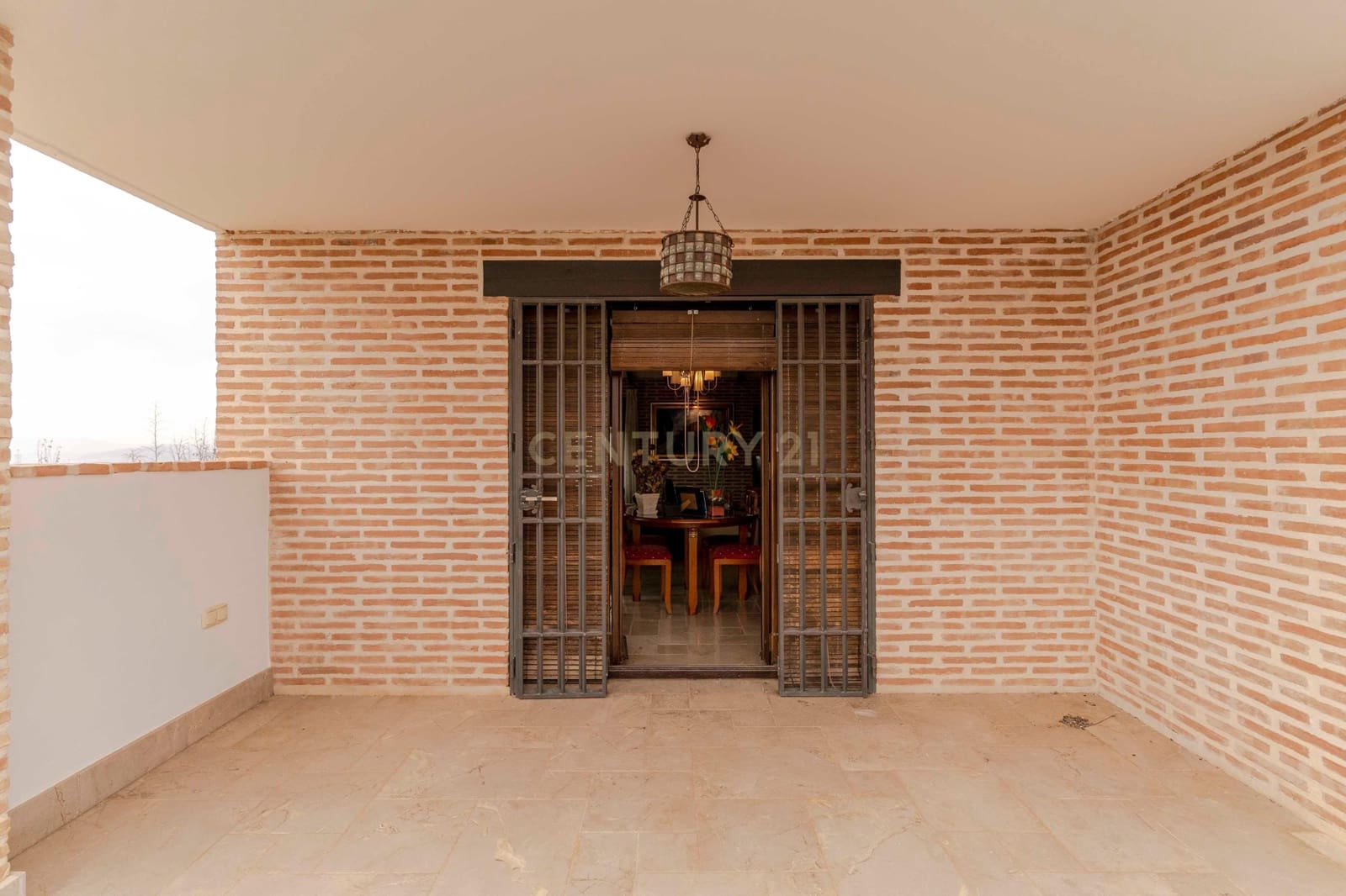 Chalet de 6 habitaciones en La Zubia en venta con garaje - 620.000 € (Ref: 9289734)