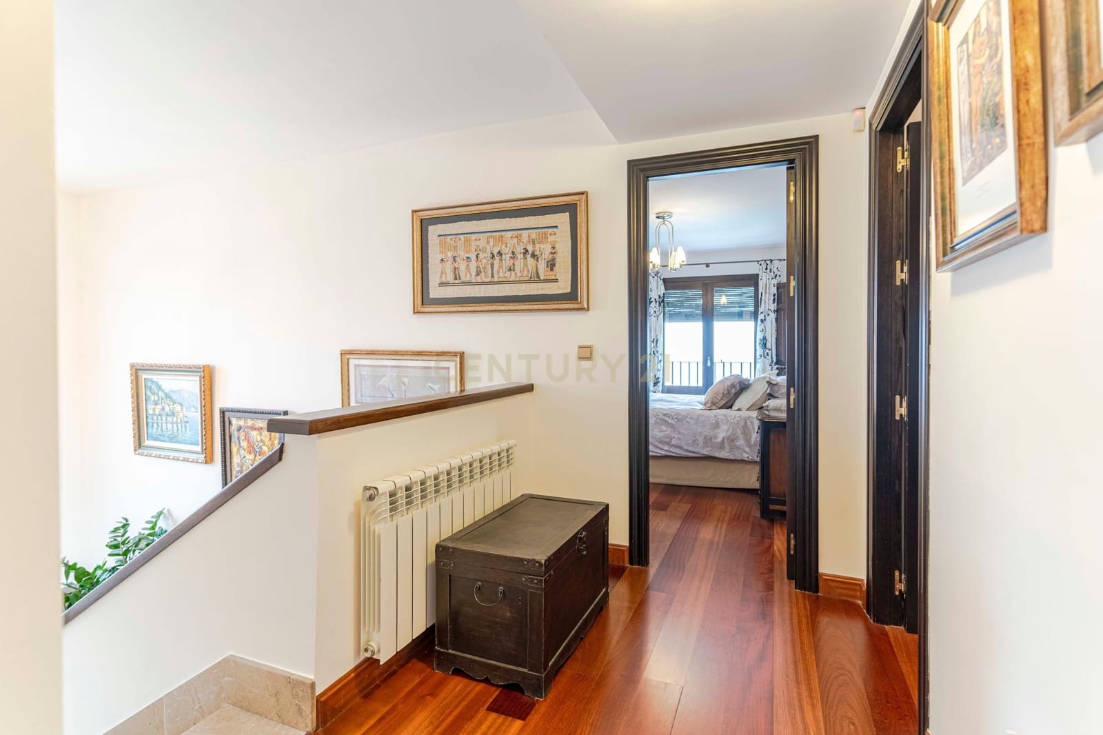 Chalet de 6 habitaciones en La Zubia en venta con garaje - 620.000 € (Ref: 9289734)