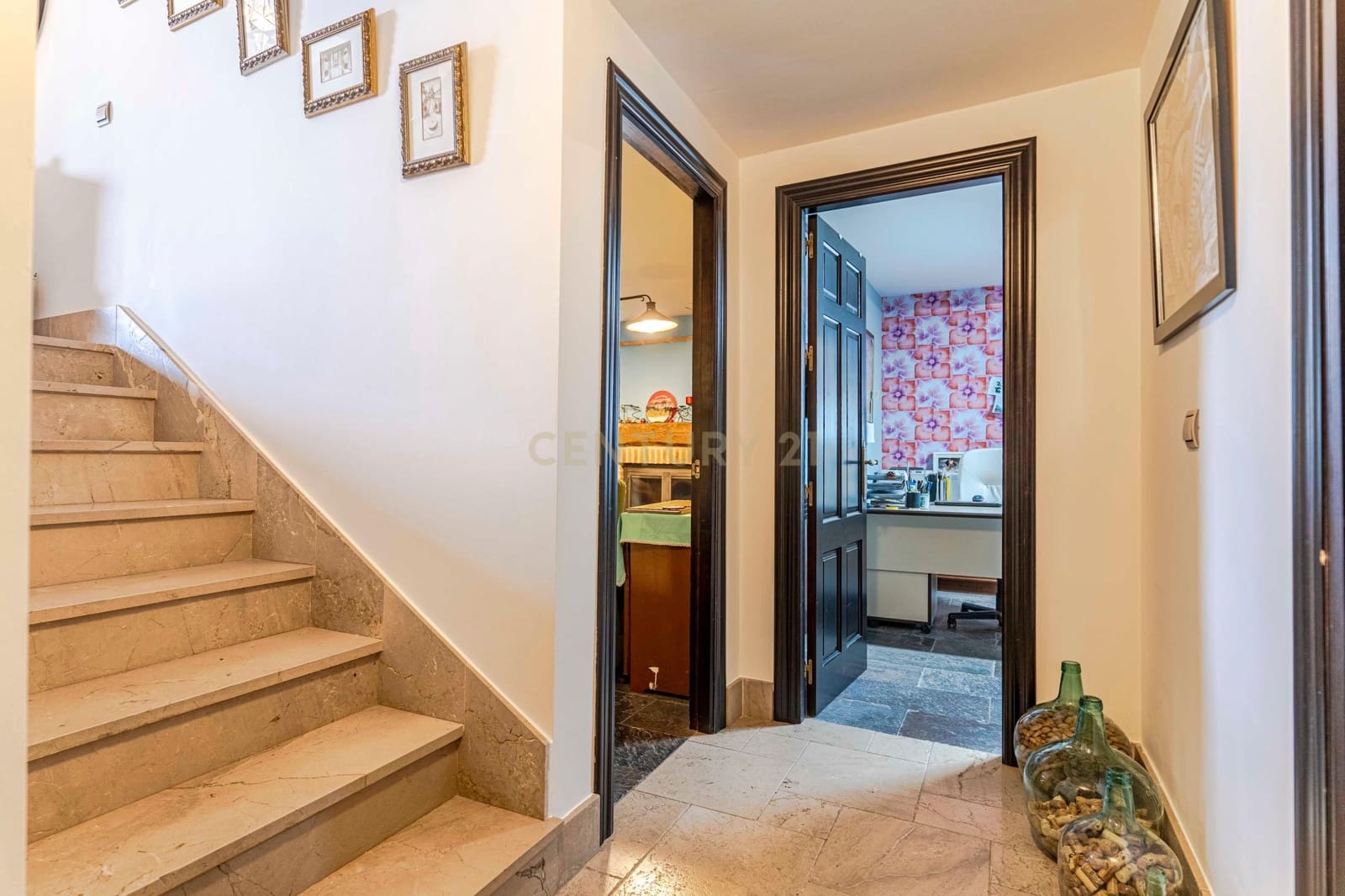 Chalet de 6 habitaciones en La Zubia en venta con garaje - 620.000 € (Ref: 9289734)