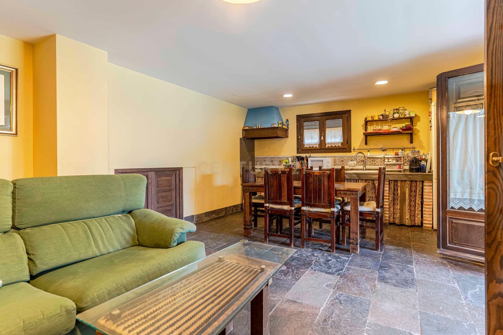 Chalet de 6 habitaciones en La Zubia en venta con garaje - 620.000 € (Ref: 9289734)