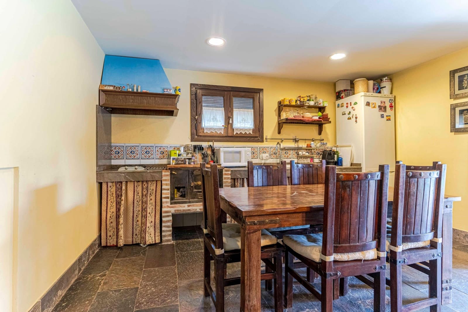 Chalet de 6 habitaciones en La Zubia en venta con garaje - 620.000 € (Ref: 9289734)