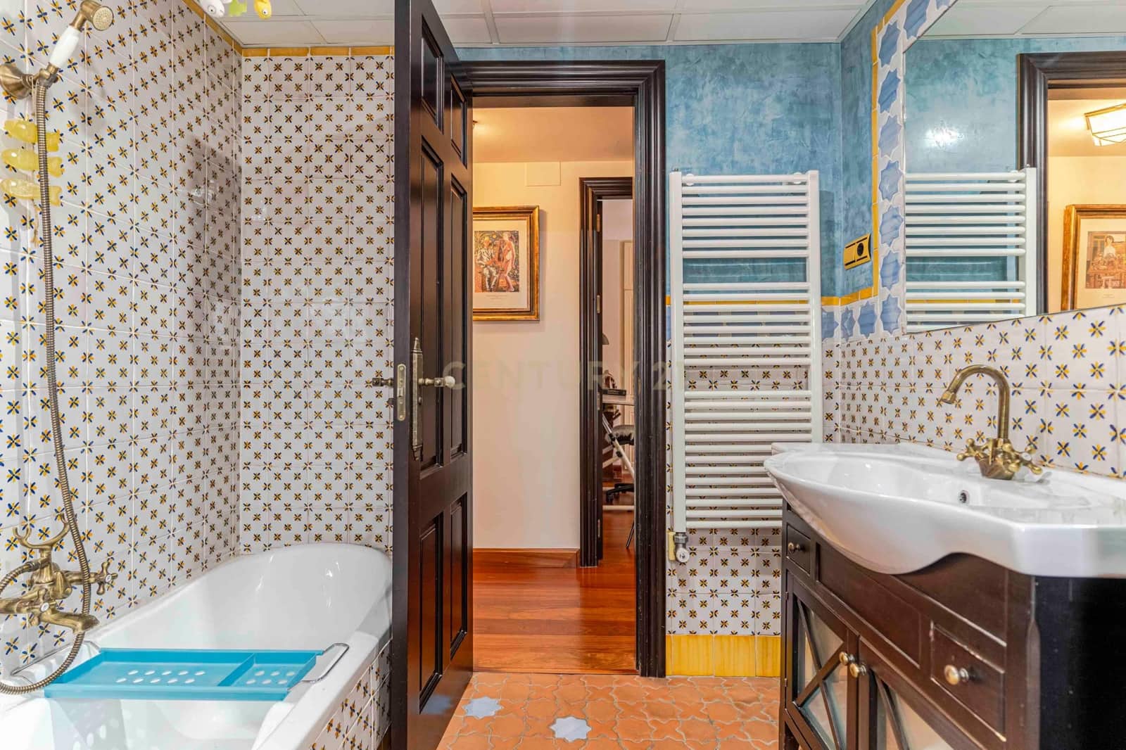 Chalet de 6 habitaciones en La Zubia en venta con garaje - 620.000 € (Ref: 9289734)