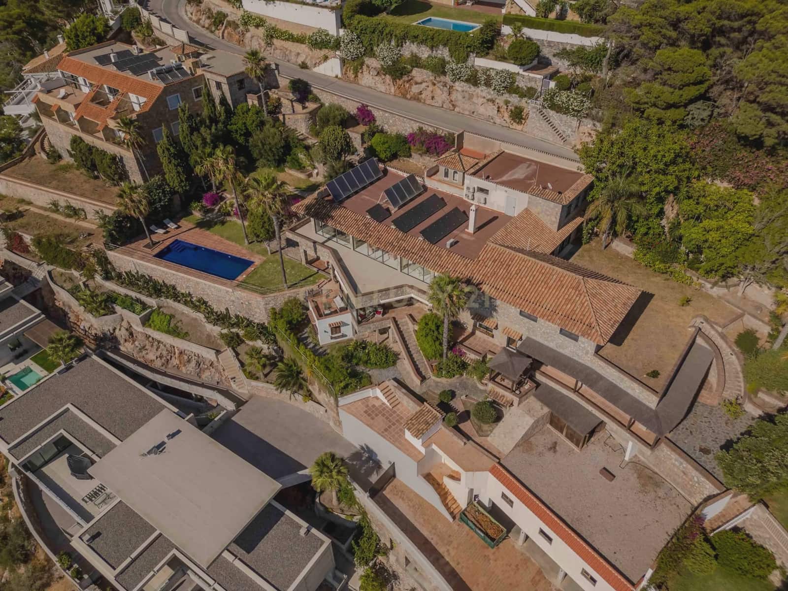 7 soverom Villa til salgs i Almunecar med svømmebasseng - € 2 800 000 (Ref: 9289736)