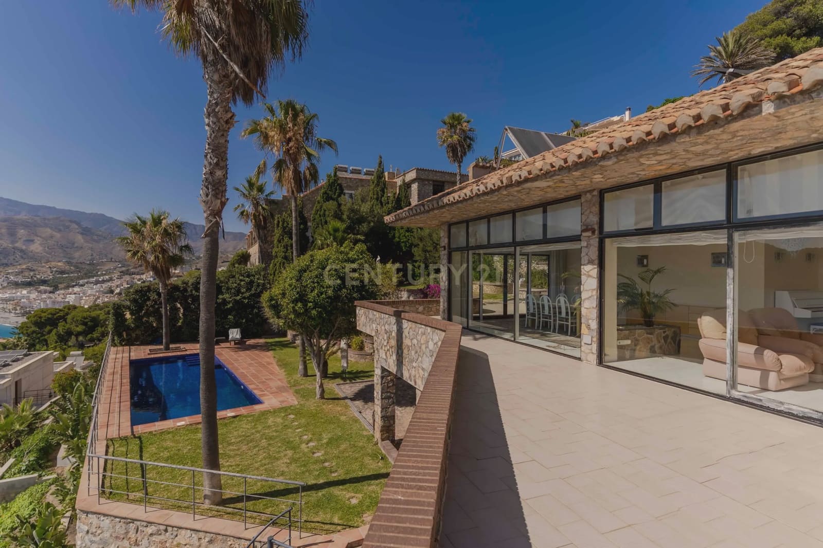 7 soverom Villa til salgs i Almunecar med svømmebasseng - € 2 800 000 (Ref: 9289736)