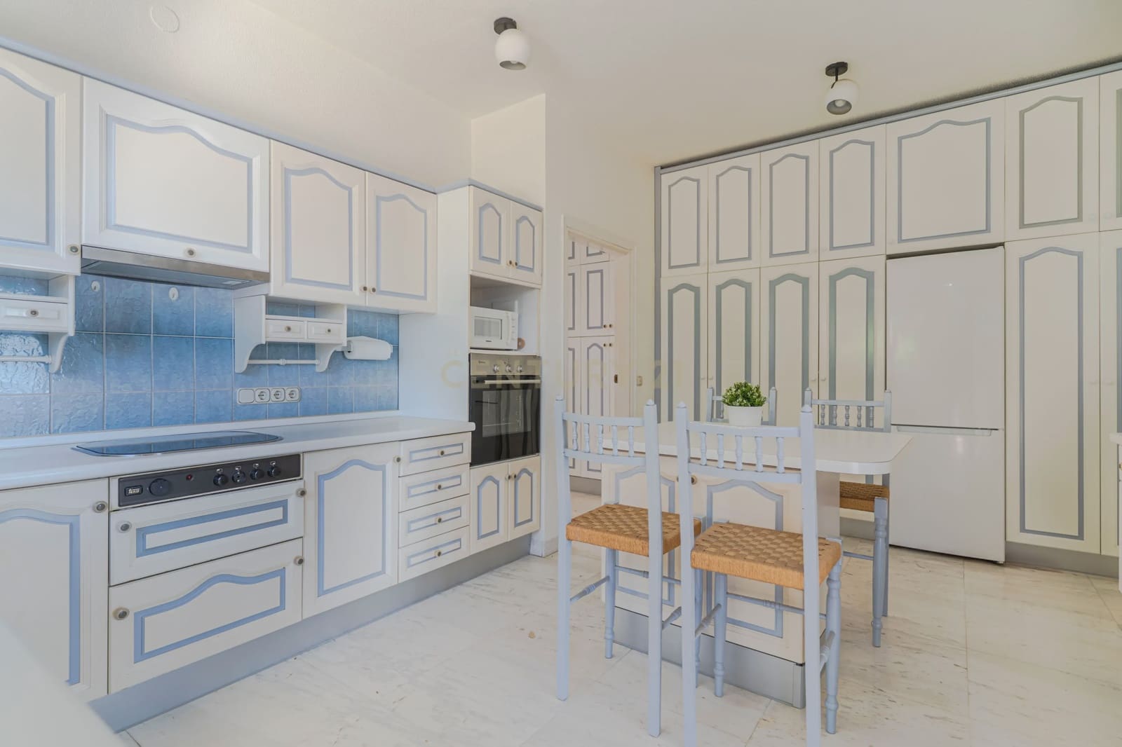 7 soverom Villa til salgs i Almunecar med svømmebasseng - € 2 800 000 (Ref: 9289736)