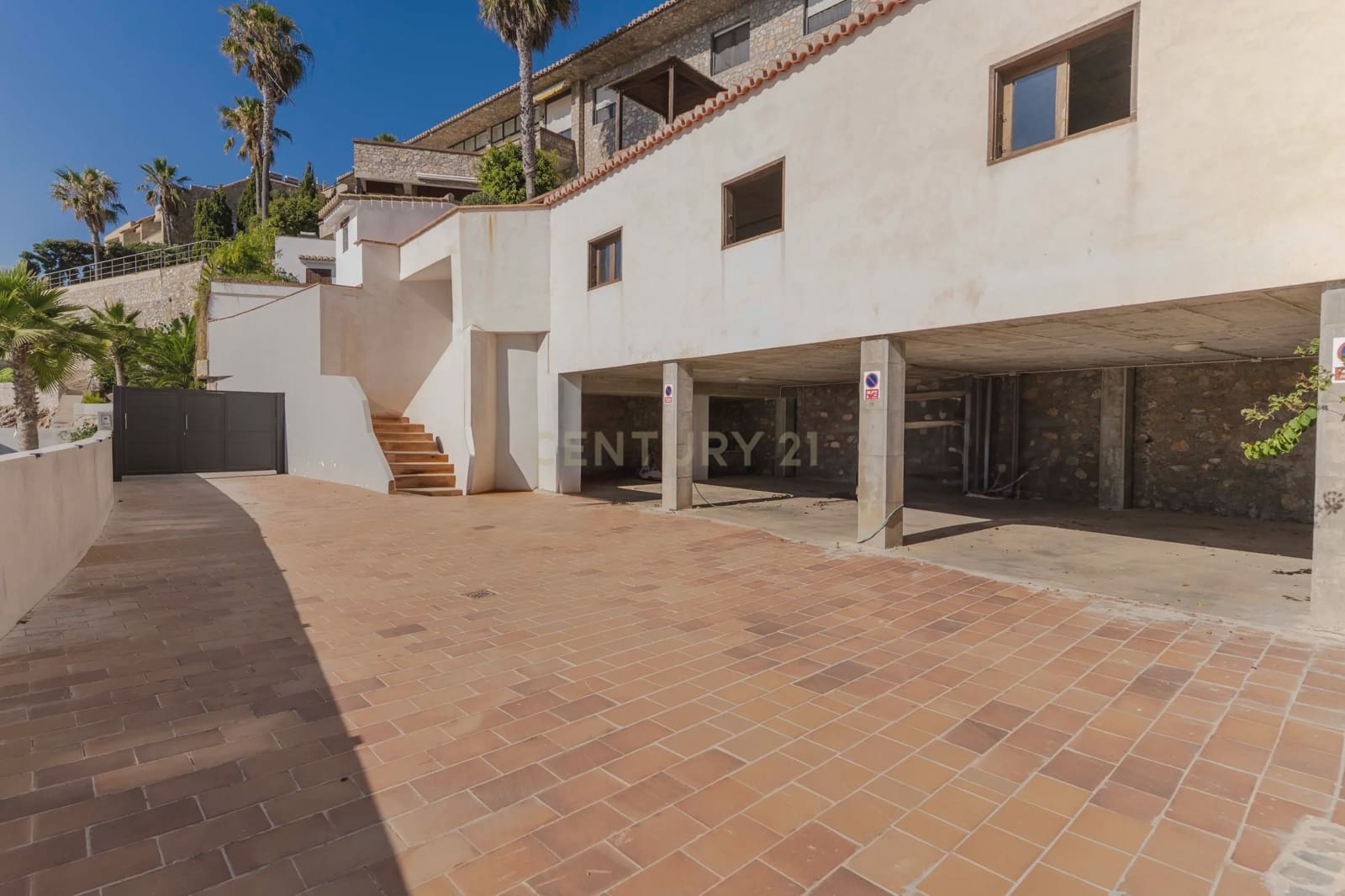 7 soverom Villa til salgs i Almunecar med svømmebasseng - € 2 800 000 (Ref: 9289736)