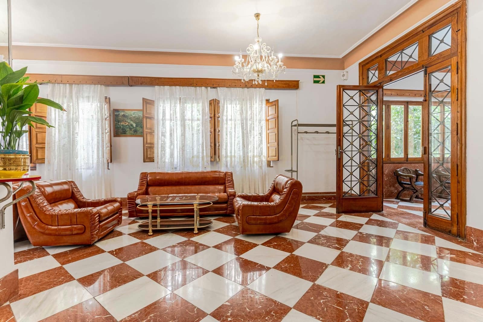 Hotel til salg i Lanjaron - € 1.500.000 (Ref: 9289737)