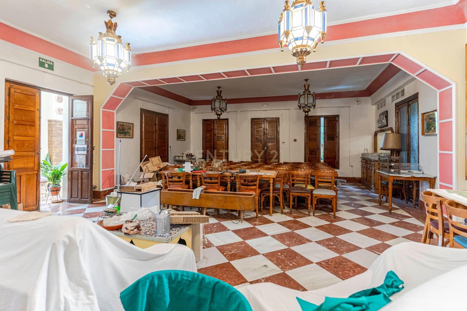 Hotel til salg i Lanjaron - € 1.500.000 (Ref: 9289737)