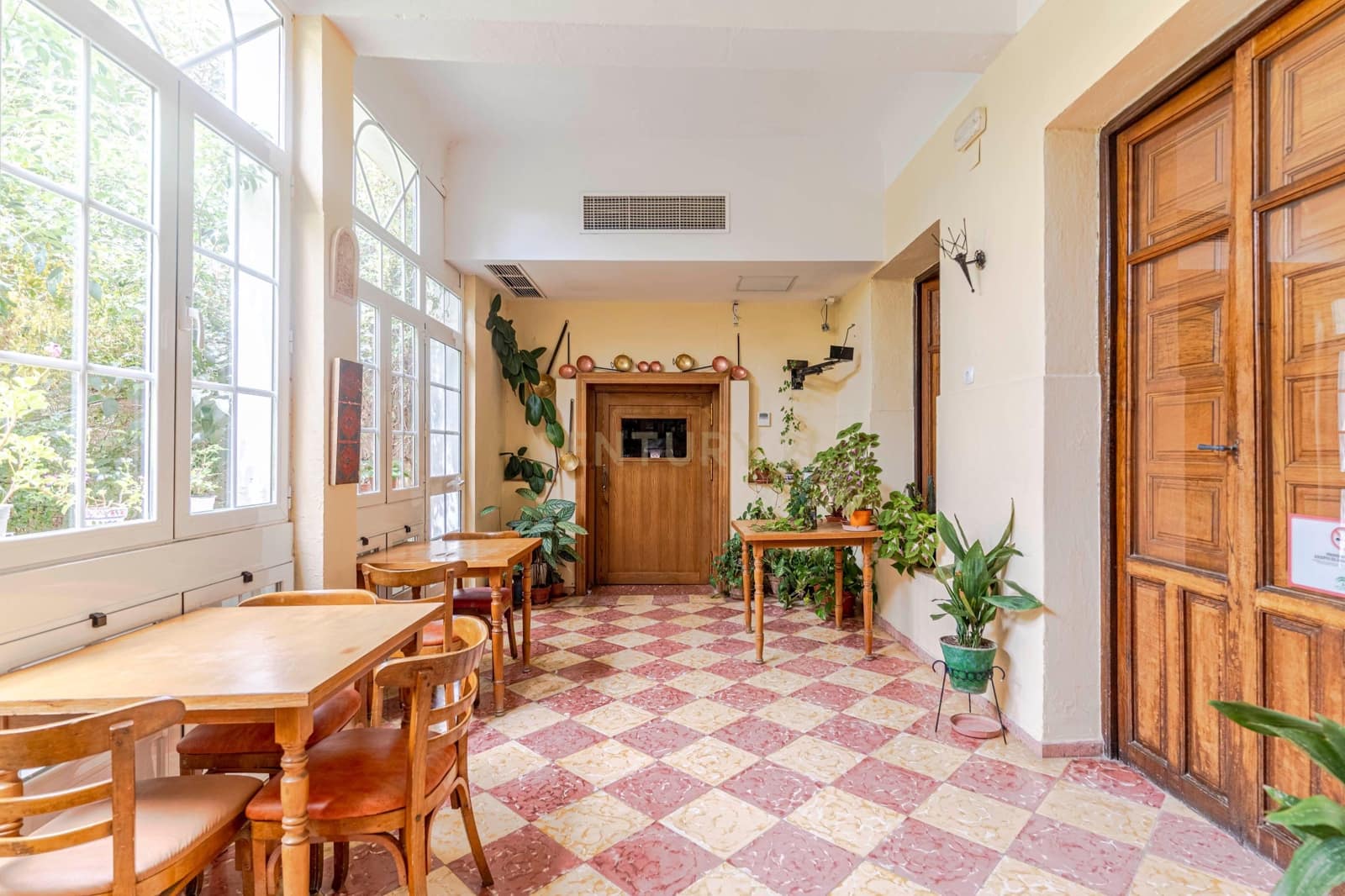 Hotel til salg i Lanjaron - € 1.500.000 (Ref: 9289737)