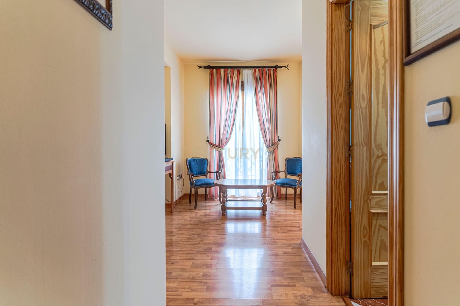 Hotel til salg i Lanjaron - € 1.500.000 (Ref: 9289737)