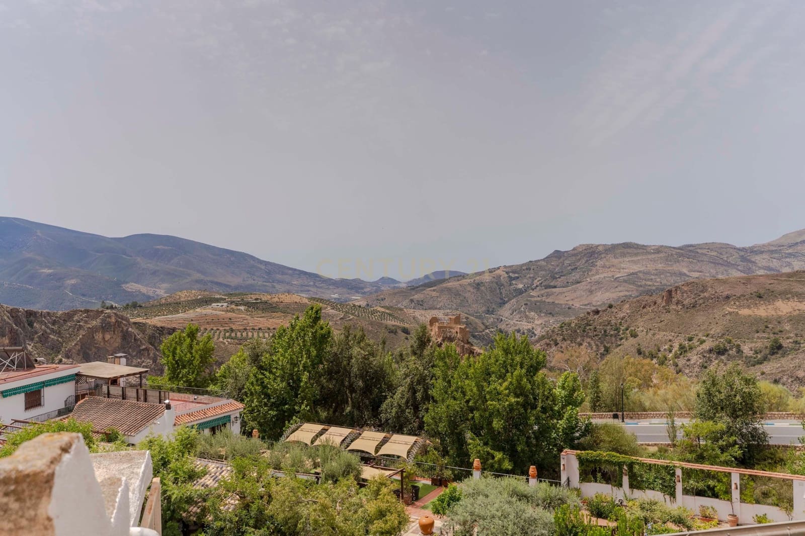 Hotel til salg i Lanjaron - € 1.500.000 (Ref: 9289737)