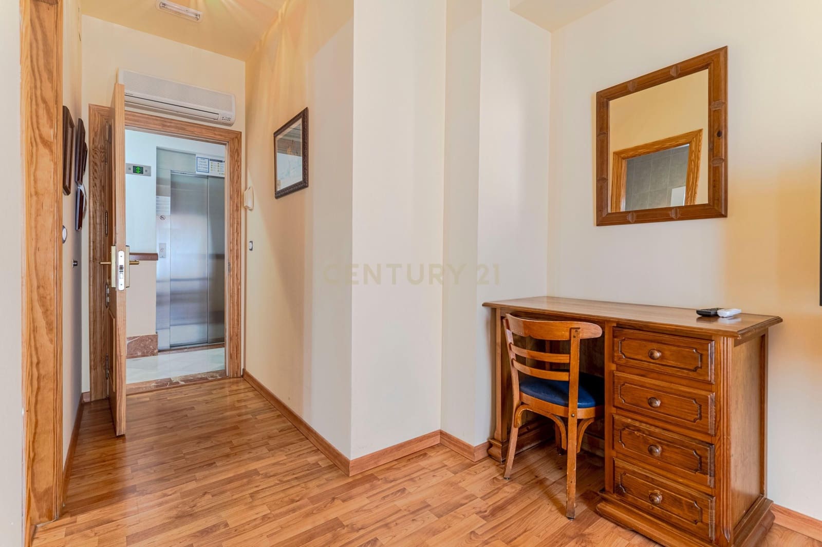 Hotel til salg i Lanjaron - € 1.500.000 (Ref: 9289737)