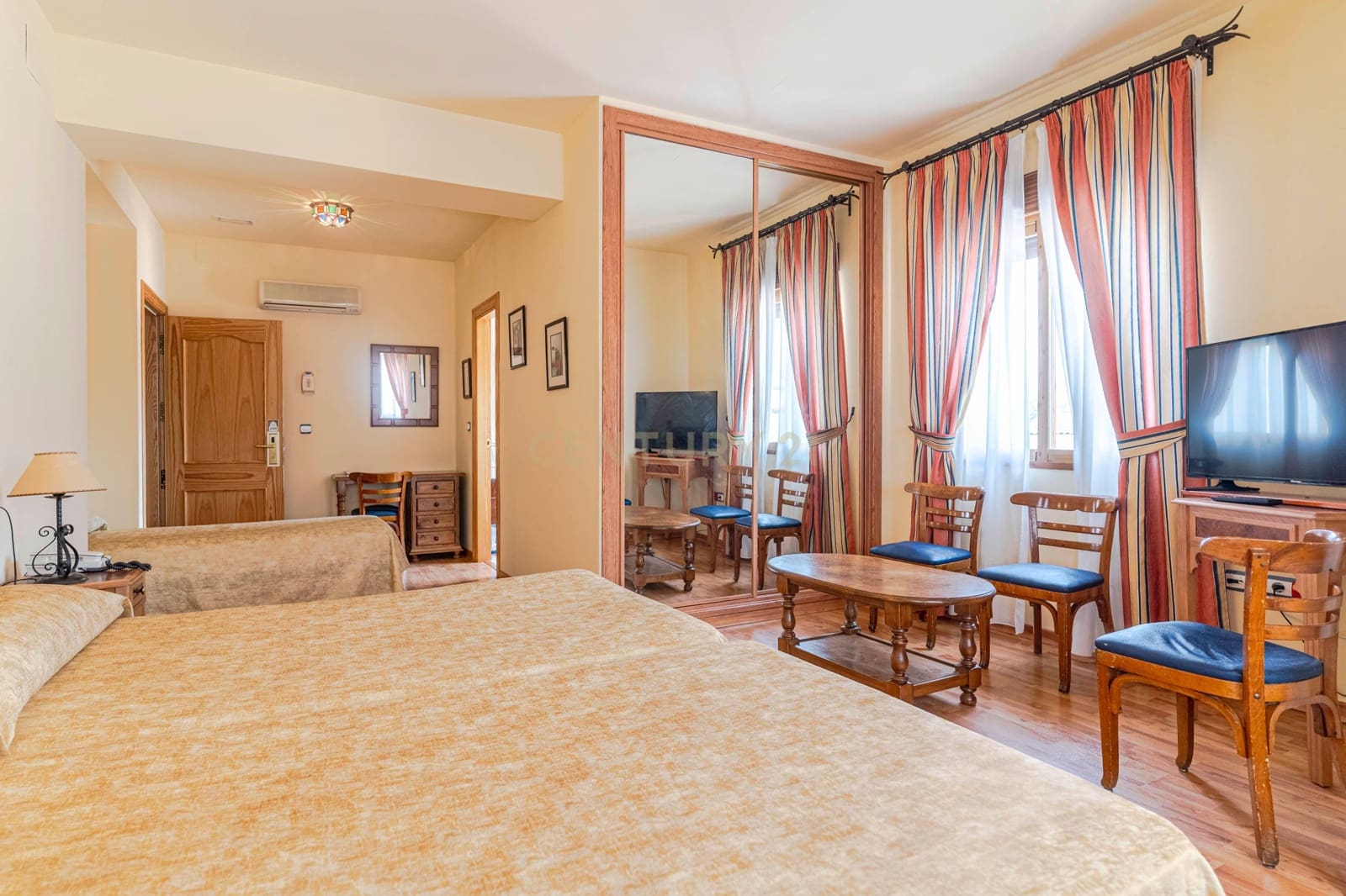 Hotel til salg i Lanjaron - € 1.500.000 (Ref: 9289737)