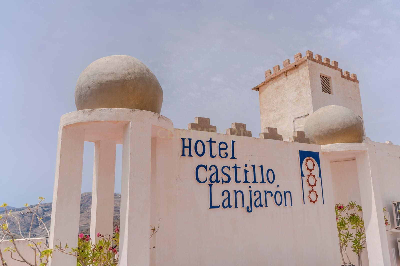 Hotel til salg i Lanjaron - € 1.500.000 (Ref: 9289737)