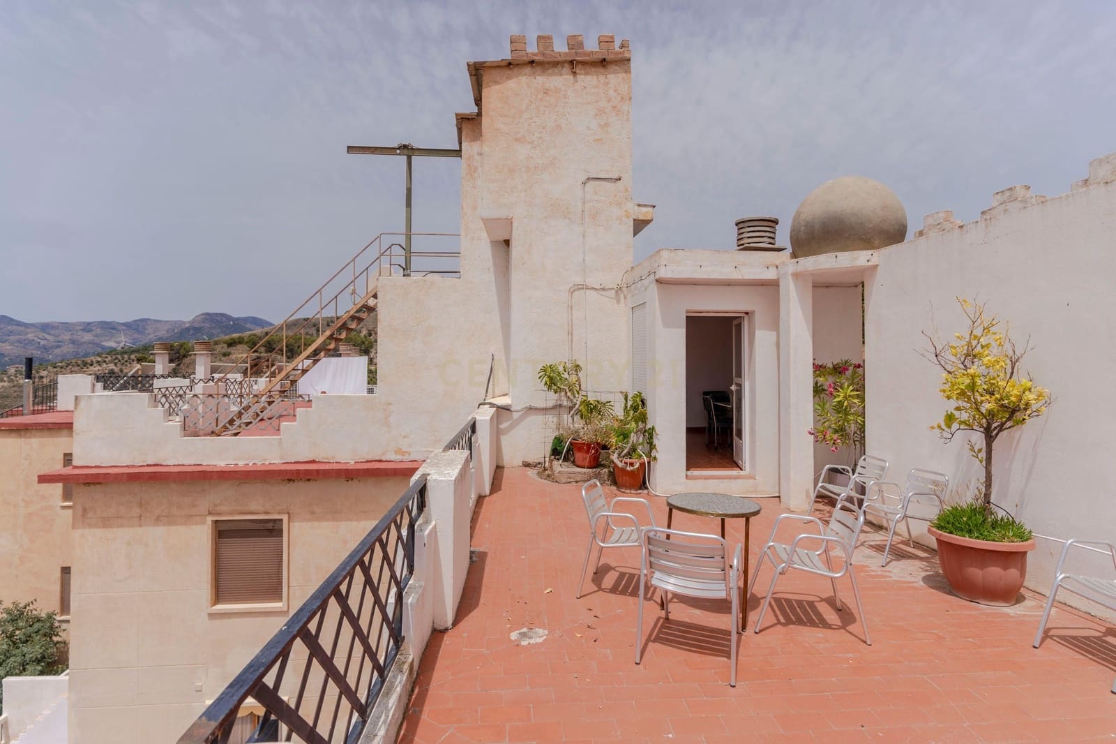 Hotel til salg i Lanjaron - € 1.500.000 (Ref: 9289737)