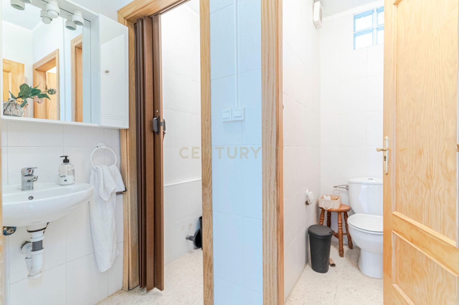 30 bedroom Finca/Country House for sale in Gojar - € 970,000 (Ref: 9289739)